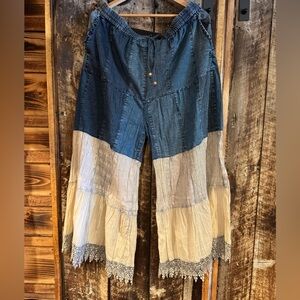 NWT-Young Threads Tiered Wide Leg Pants